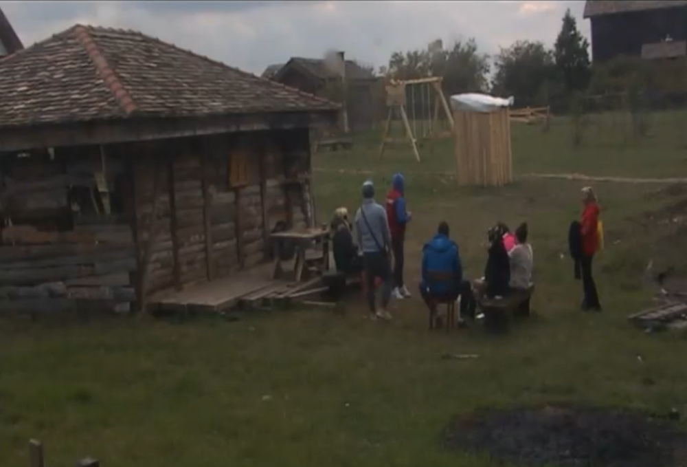 Kristijan se tuširao s balerinom!? (VIDEO)