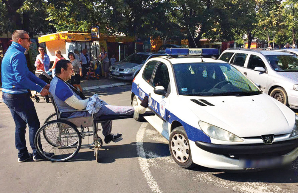 Bahatim policajcima sad je kriv invalid?!