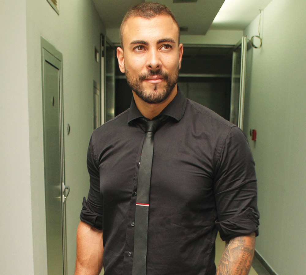 Uroš Ćertić je gej