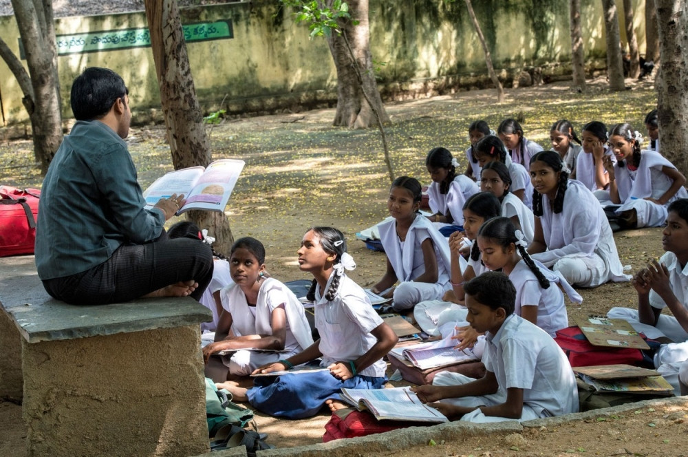 Uhapšen nastavnik, ubica 20 žena!