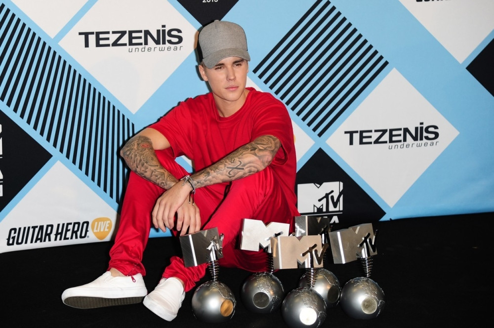 Biber ubedljiv na dodeli MTV nagrada!