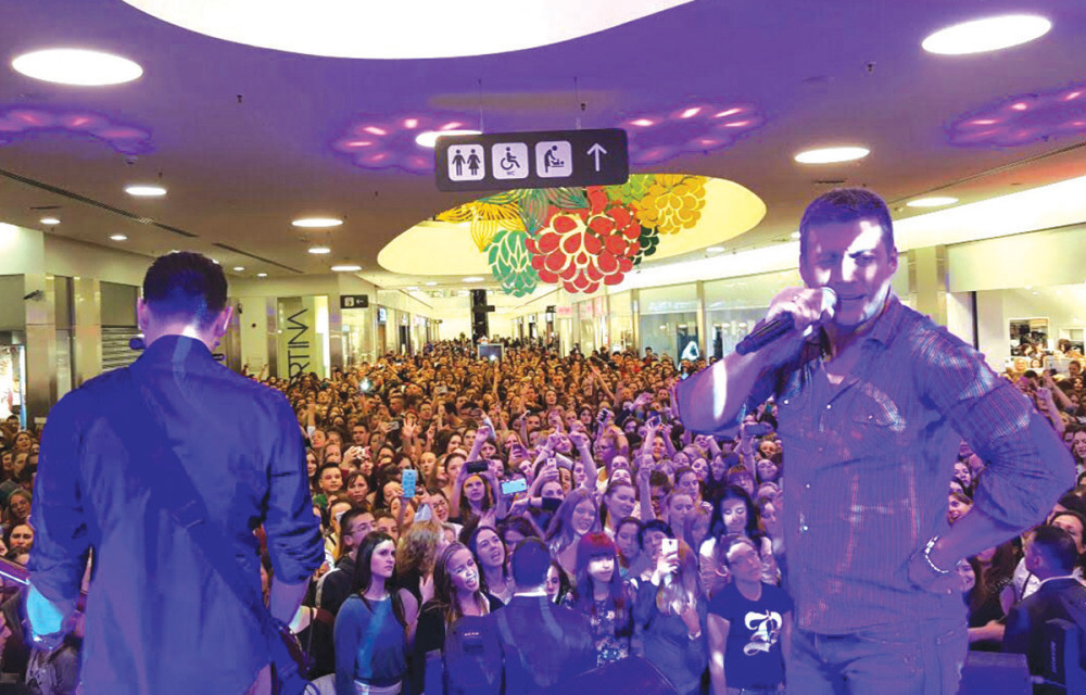 „Leksington bend“ razapele obožavateljke