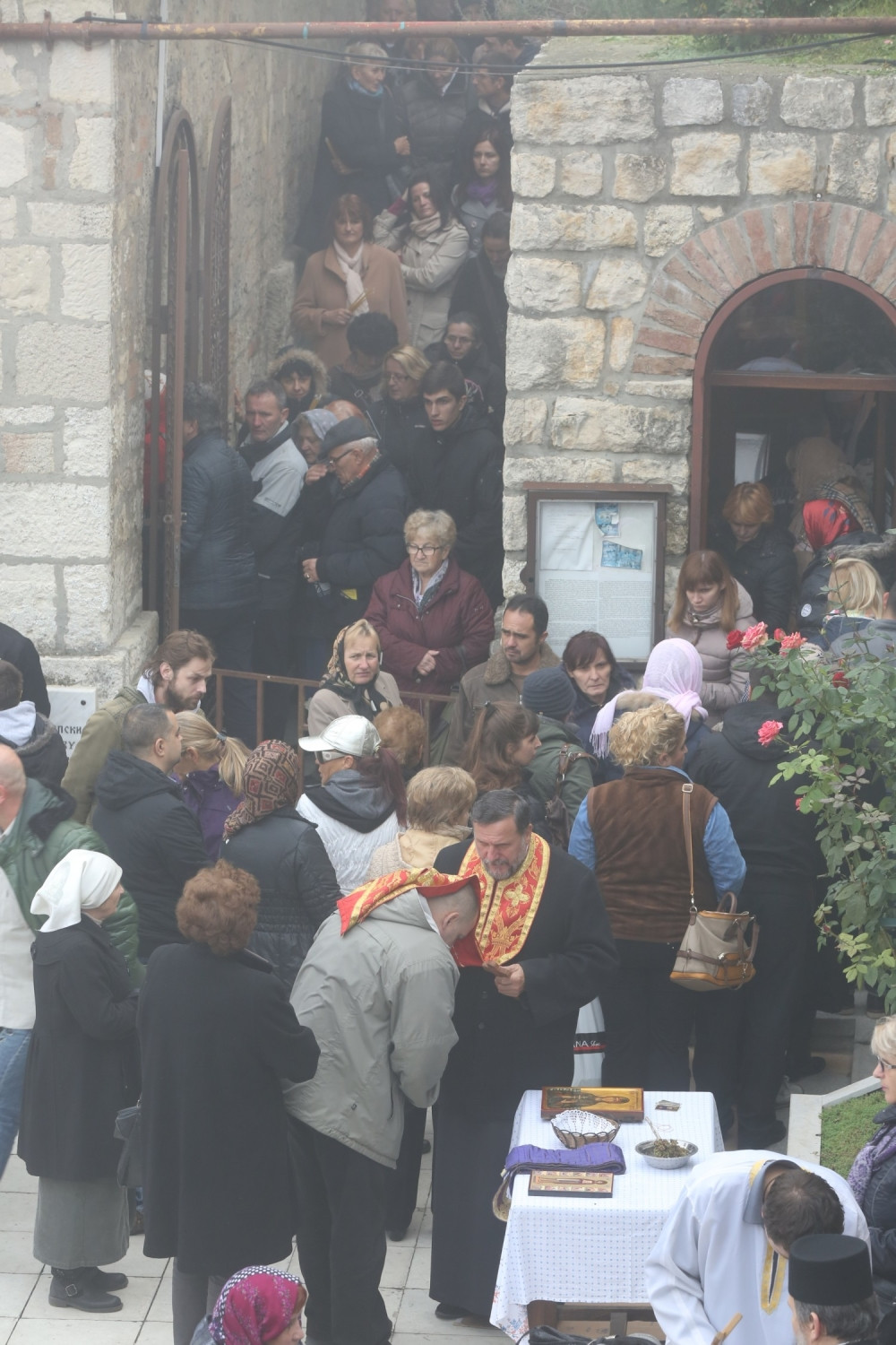 Gde nestade toliko zlato i srebro iz crkve Ružice?!