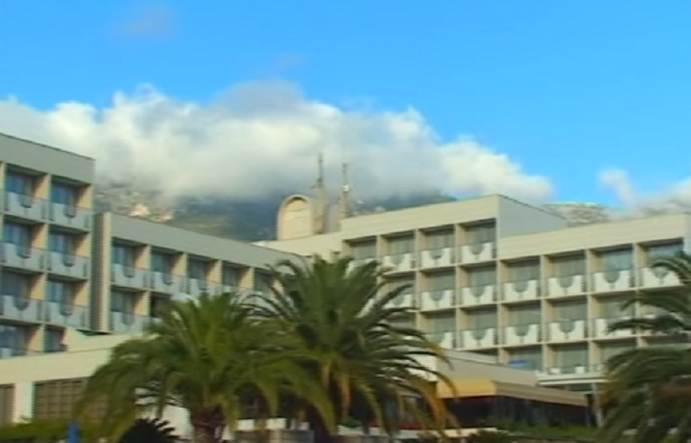 Na prodaju bečićki hotel Mediteran