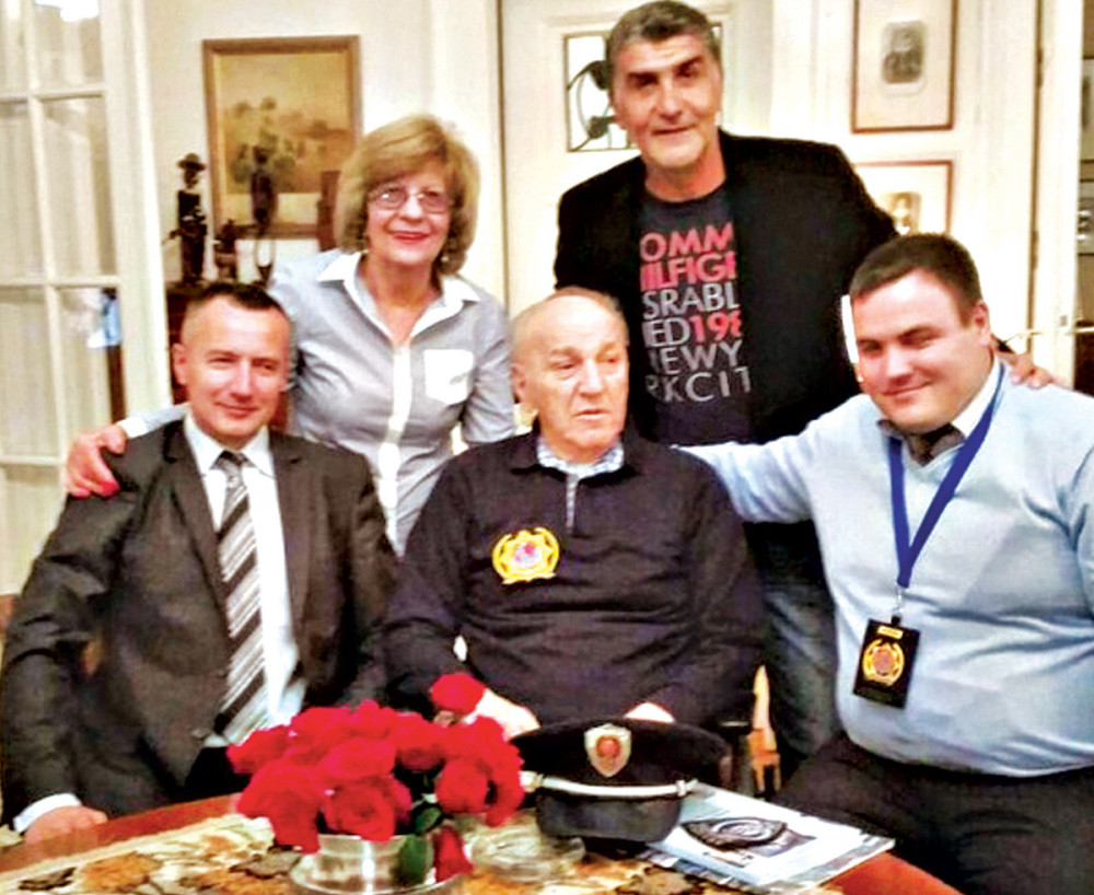 Batu odlikovala policija