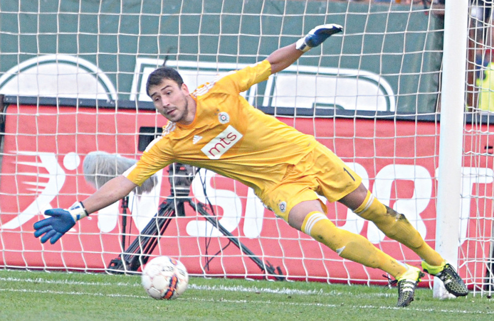 Živković - prva rupa Partizana!