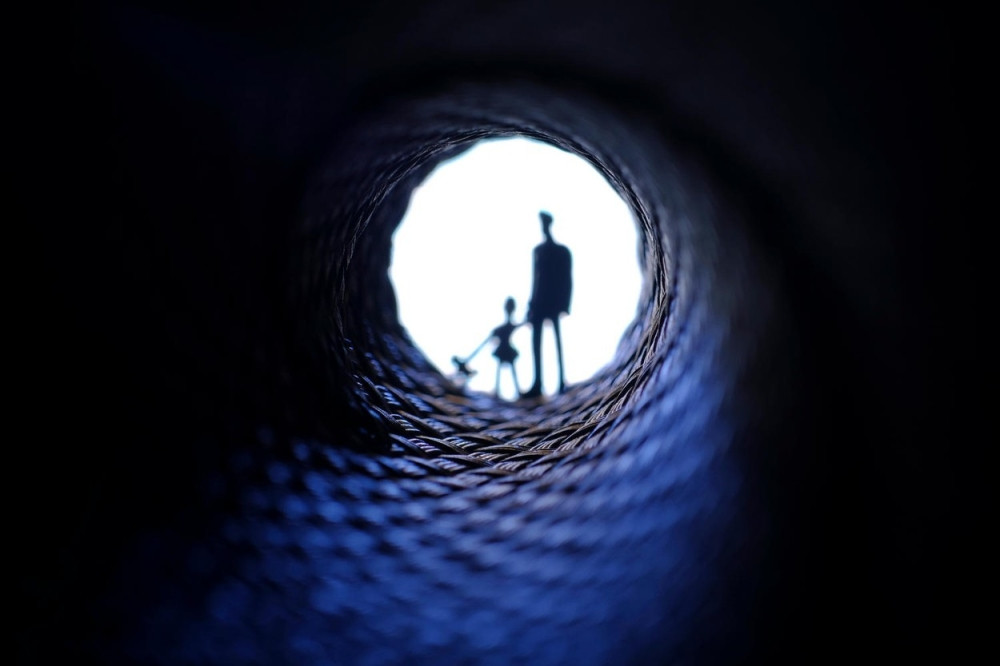 Pronađene hiljade slika SEKSUALNOG ZLOSTAVLJANJA MALOLETNIKA