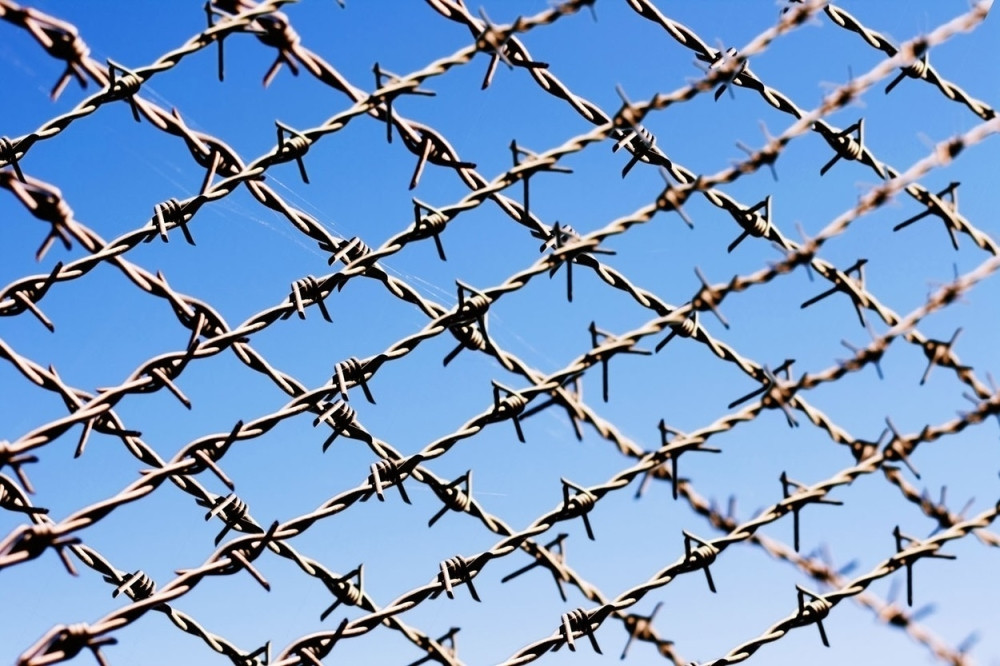 Slovenija diže ogradu na dva prelaza!