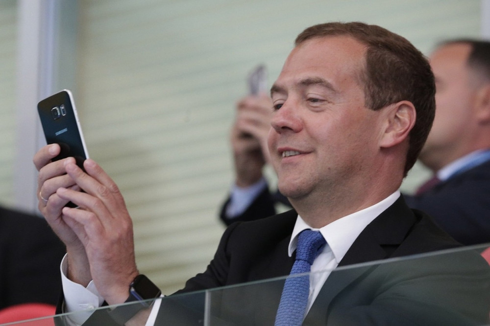 Medvedev "otkačio" Vujanovića na Fejsu