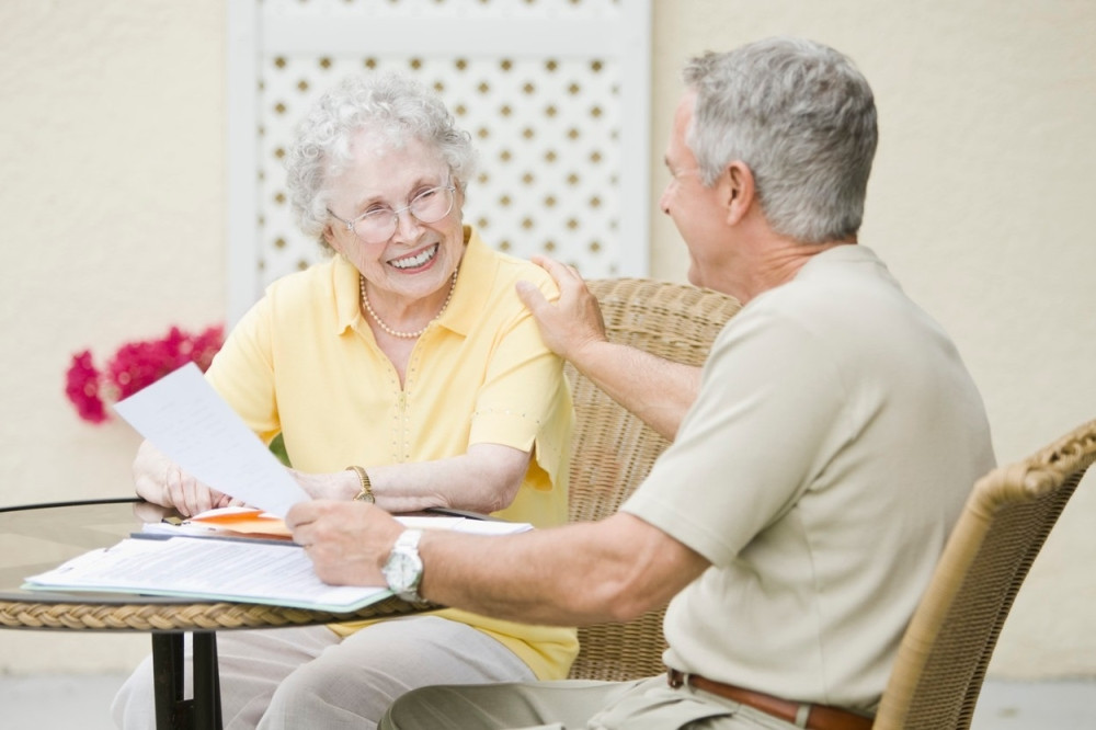 Sin naplaćivao majci posete u staračkom domu!