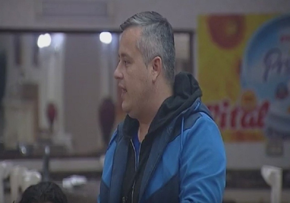 Nemanja Brendonu: Iščupaću ti silikone iz usta! (VIDEO)