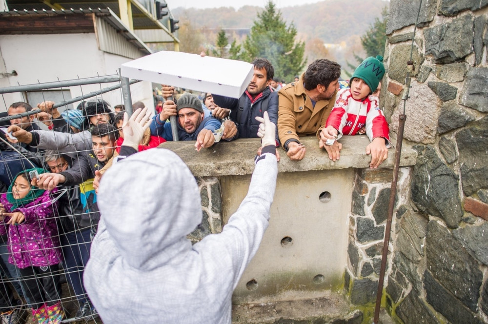 Teksas ukida pomoć izbeglicama