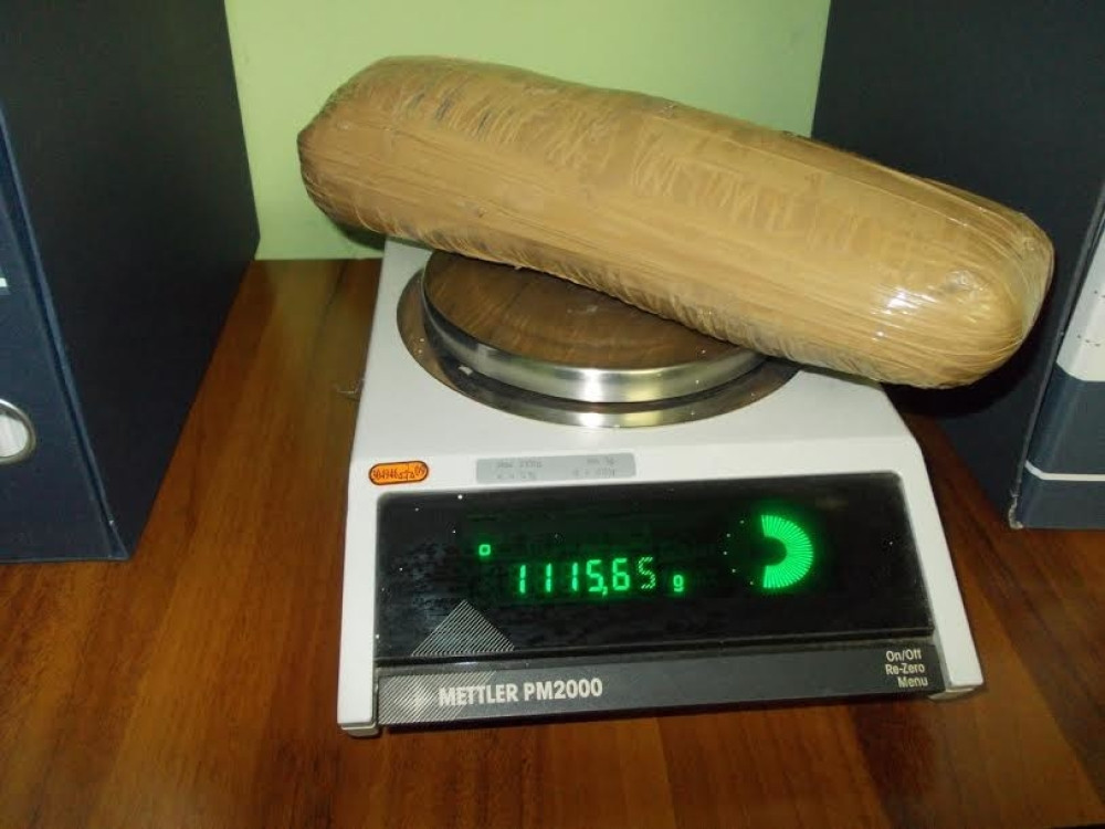 Uhapšeni dileri heroina u Novom Sadu!