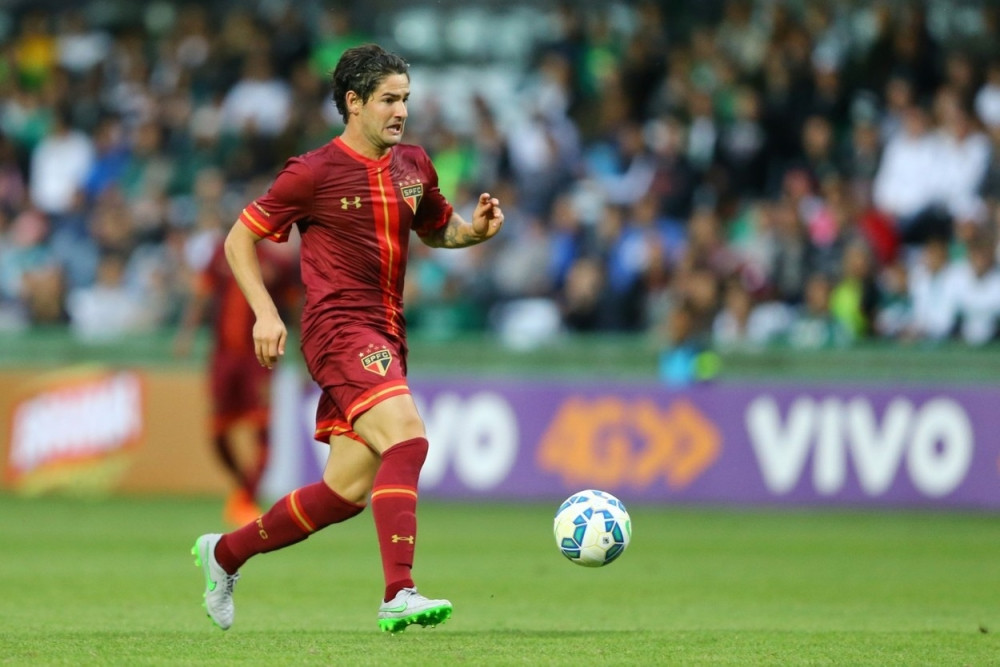 Pato potvrdio prelazak u Čelsi!