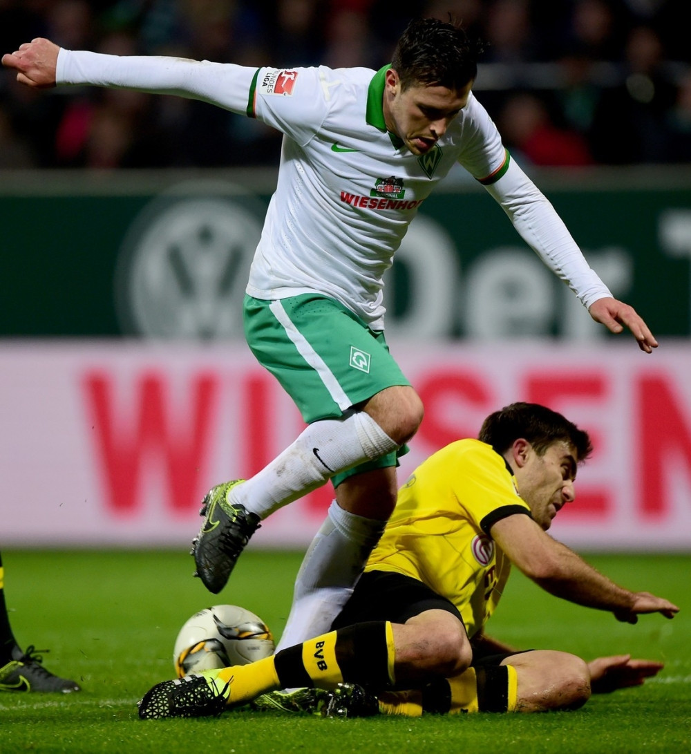 Tri puta kroz noge za deset sekundi