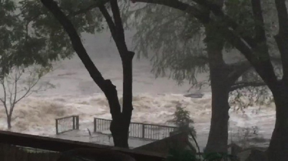 Bujica oštetila dva mosta kod Kladova