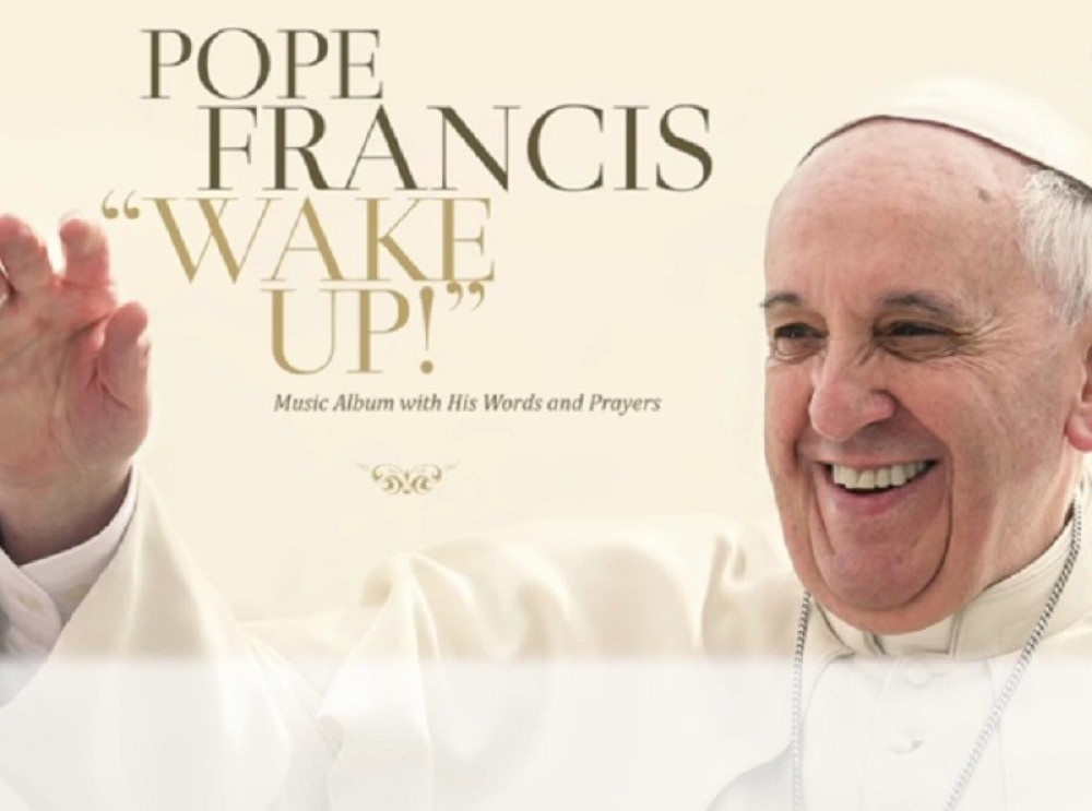 Papa Franja peva za izbeglice! (VIDEO)