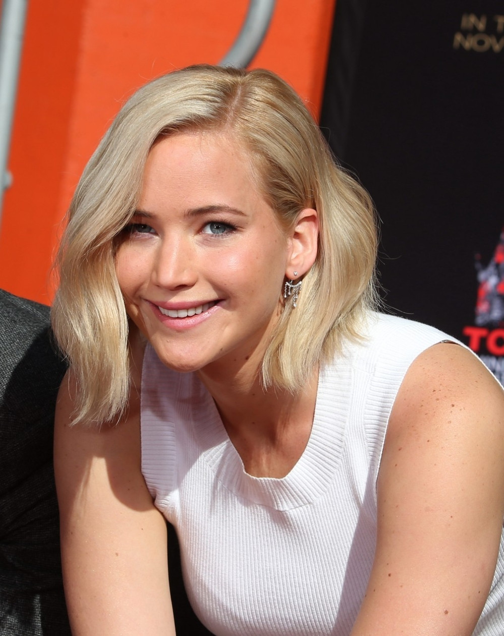 Glumica ispolivala fana pivom (VIDEO)