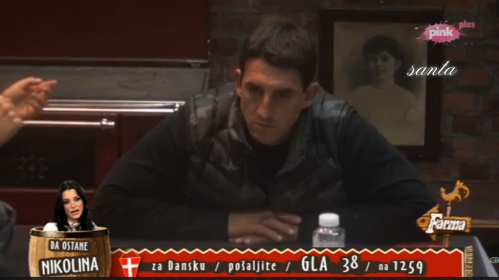 Mog šarenka videlo je pet žena na farmi! (VIDEO)