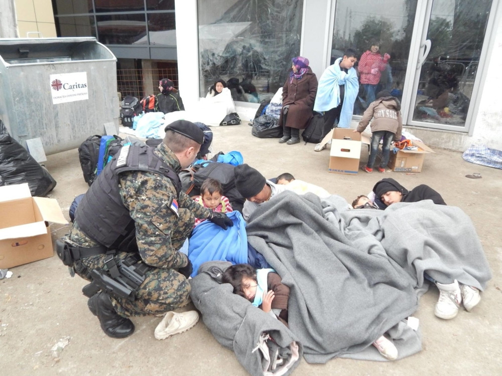 Deca su se smrzavala, morao sam da ih pokrijem!