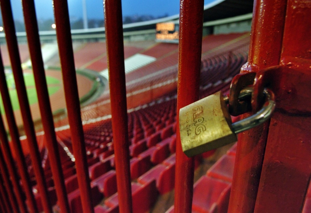 Zvezdi opet blokiran račun!