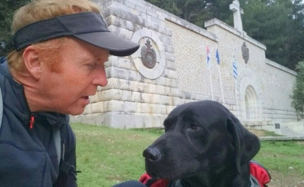 Mark i Paja odali poštu srpskim herojima (FOTO GALERIJA)