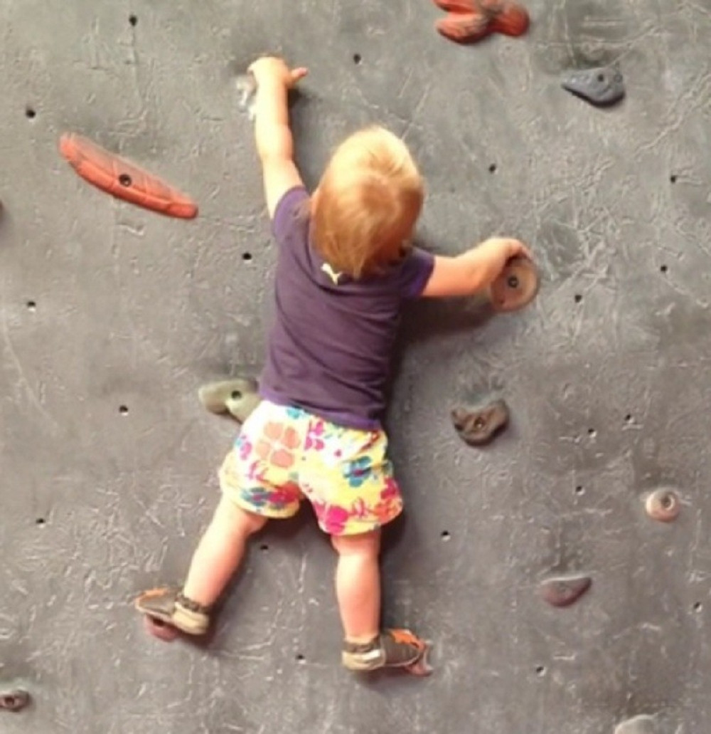 Ova beba ostaviće vas bez teksta! (VIDEO)