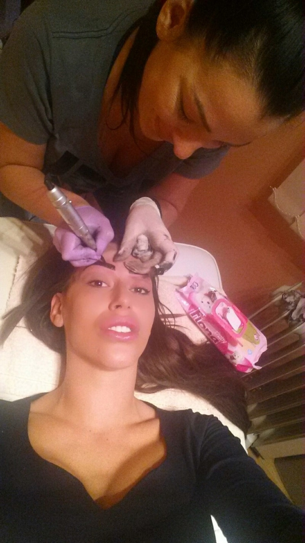 Posle usana, Mimi Oro korigovala i obrve! (FOTO)