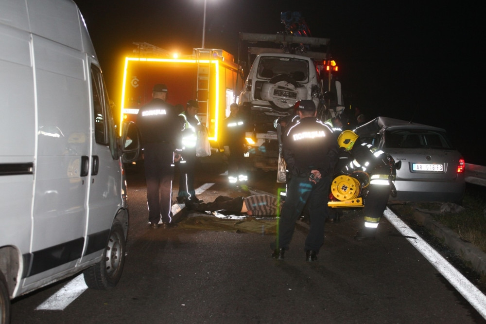 Udes kod bubanj Potoka, obustavljen saobraćaj