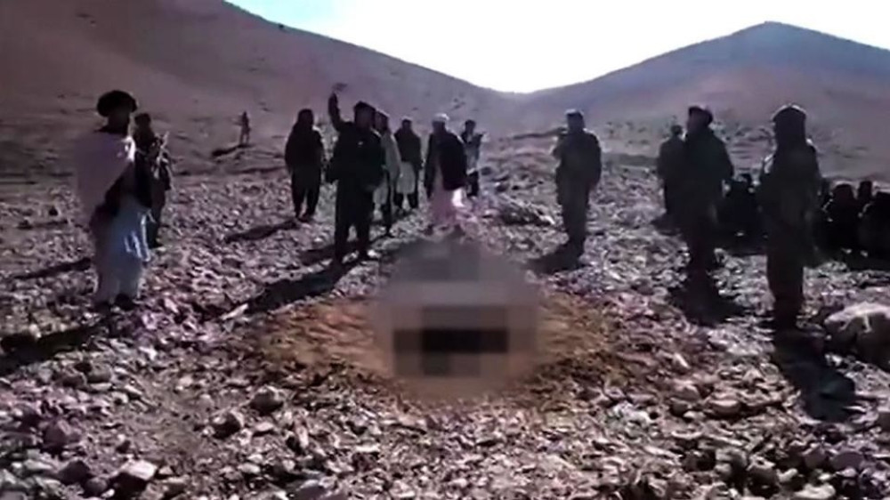 Izvukli silovatelje devojčice iz zatvora, pa ih linčovali nasred ulice