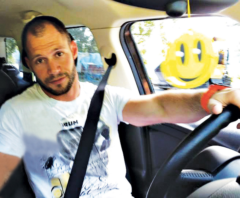 Marko Milićev pali iz Srbije!