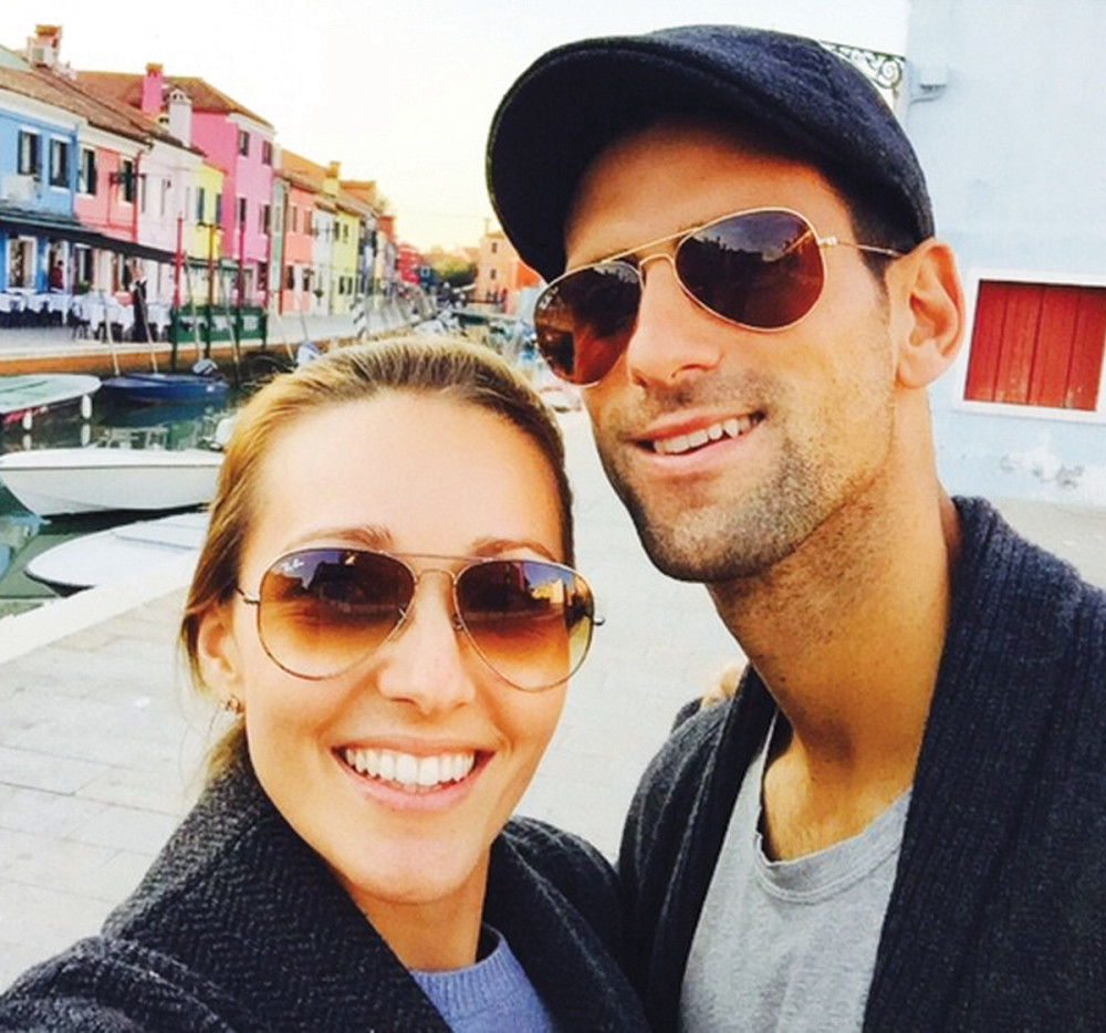 Ovako vam Đokovići čestitaju Uskrs