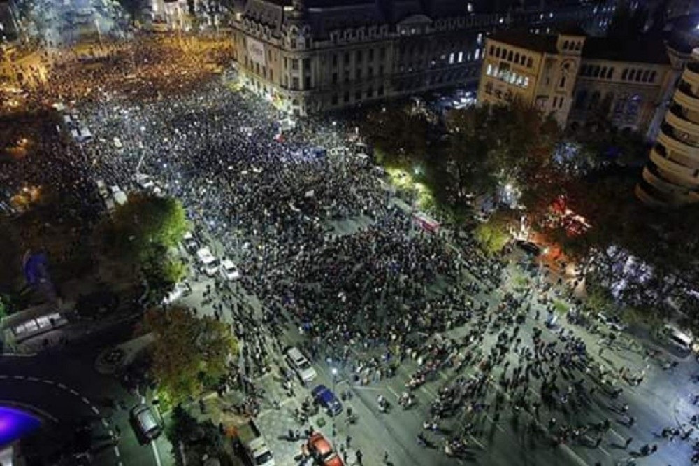 Nove demonstracije u Bukureštu (FOTO)