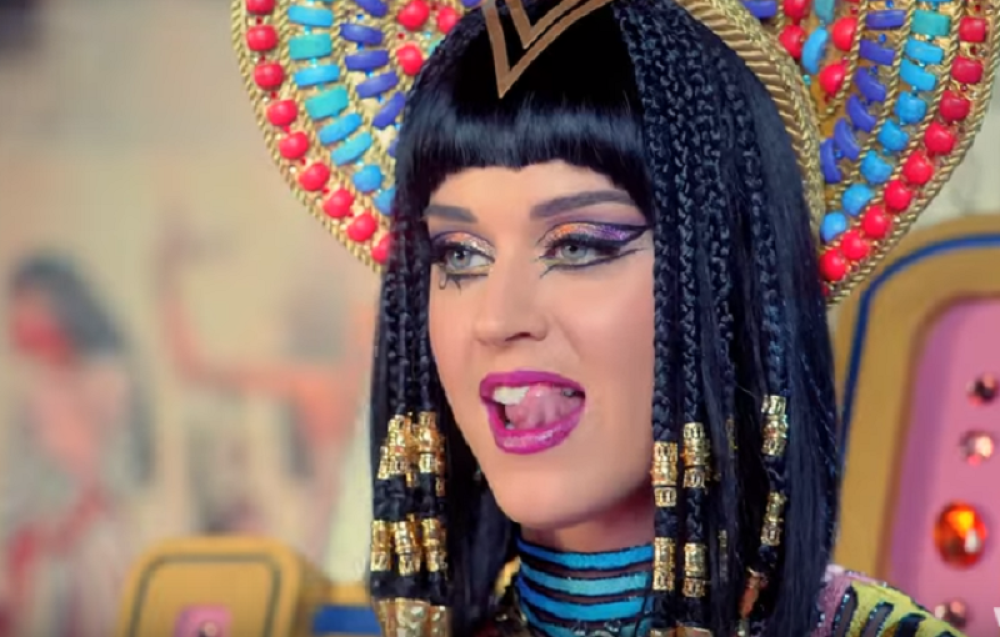 Kejti Peri najplaćenija pevačica na svetu!