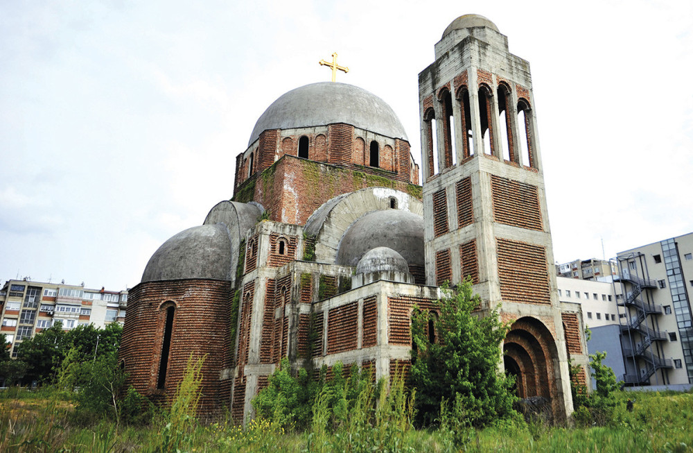 Albanci popisuju crkvenu imovinu!