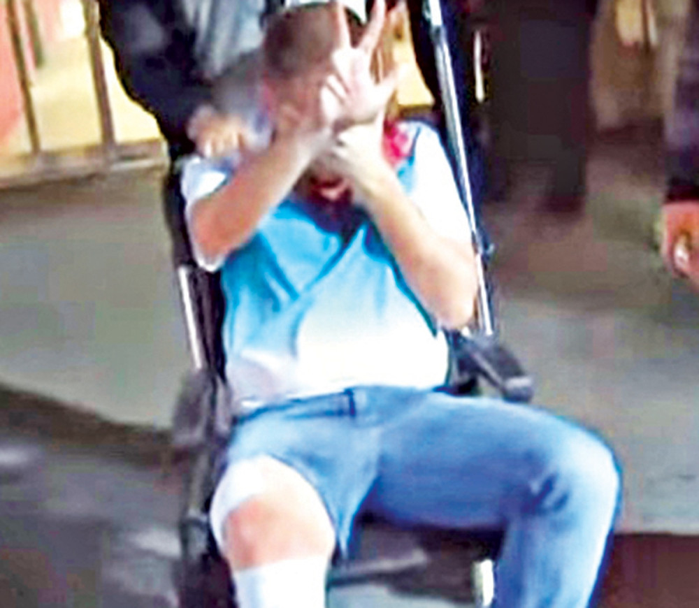 Rus pokazao tri prsta turskim navijačima!