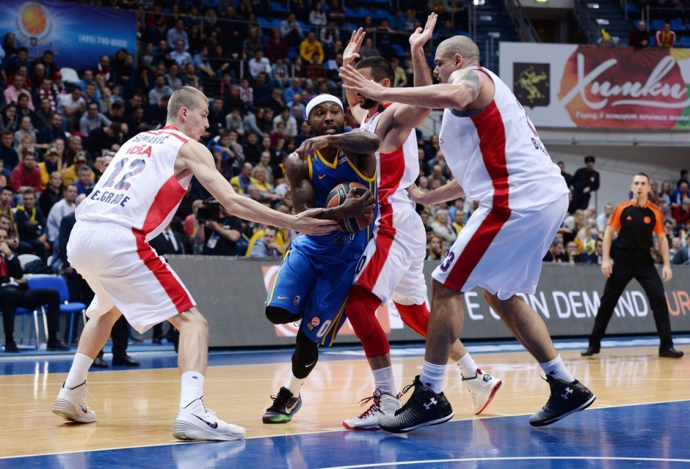 Zvezda kao na ruletu prokockala pobedu!