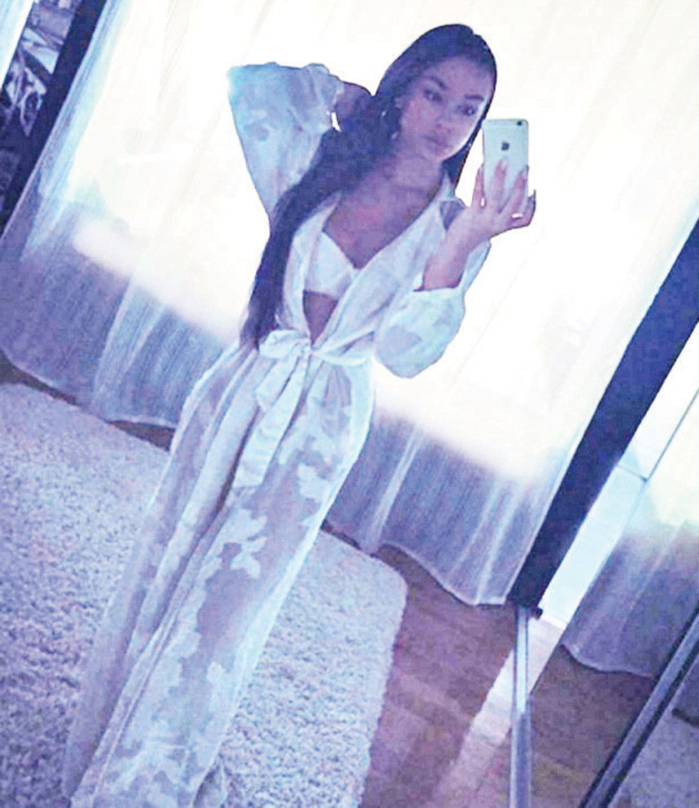 Elena privlači pažnju provokativnim fotkama