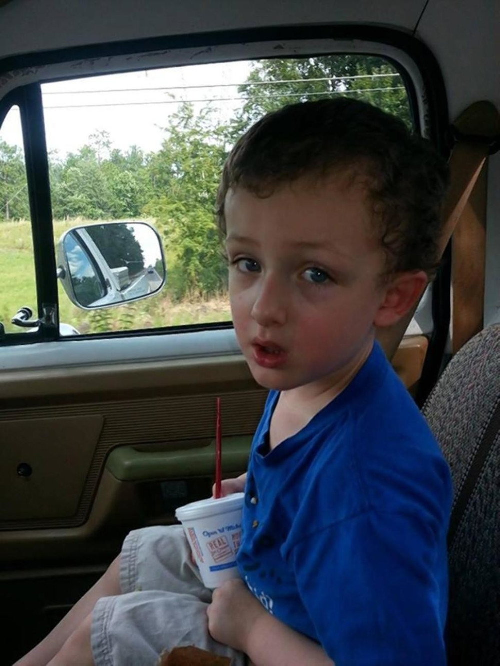 Dvojica policajaca ubila autističnog dečaka!