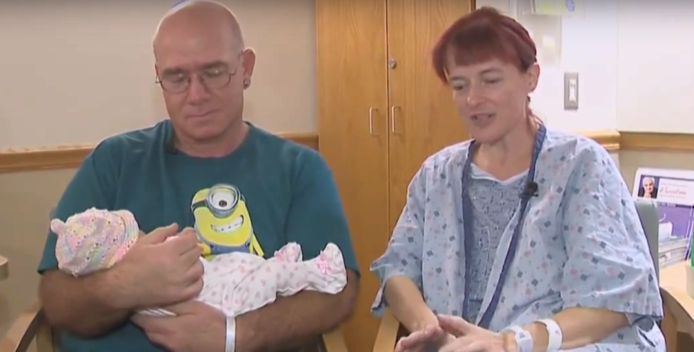 Porodila se sat vremena nakon što je saznala da je trudna!