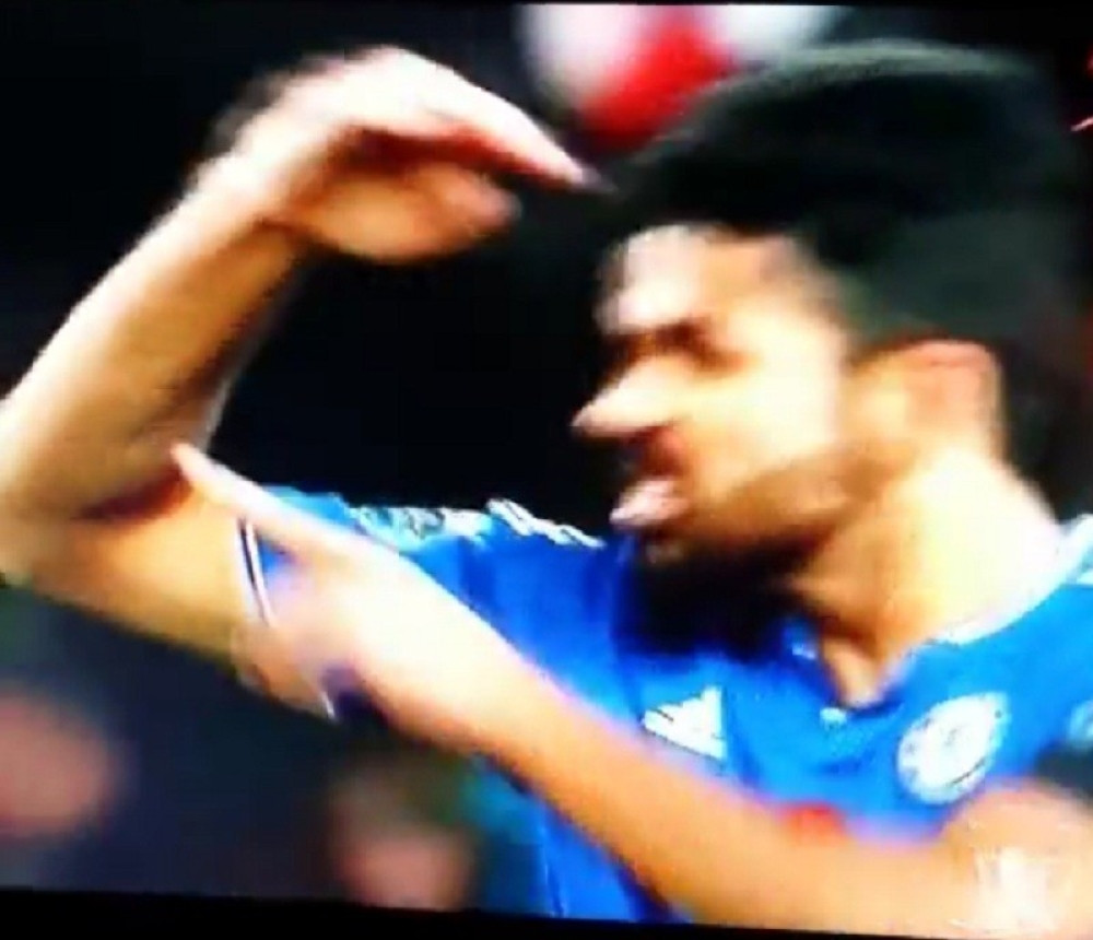 Skloni se dečko, smrdiš! (VIDEO)