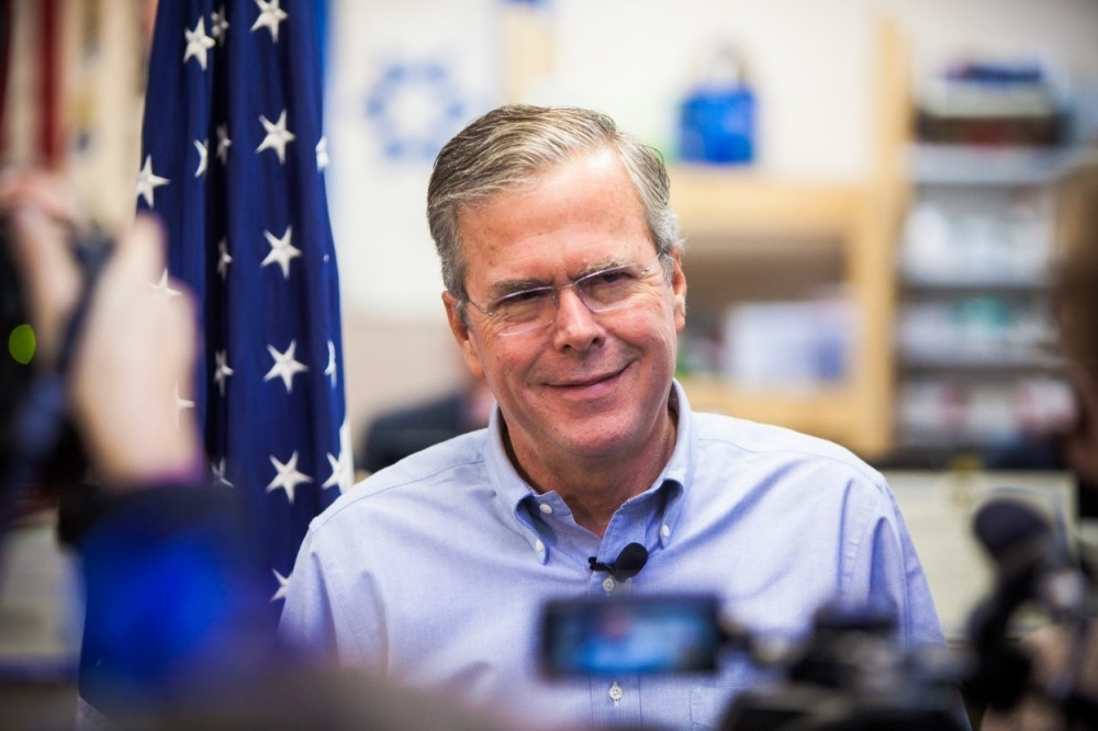 Džeb Buš: Da se vratim u vremenu, ubio bih Hitlera!