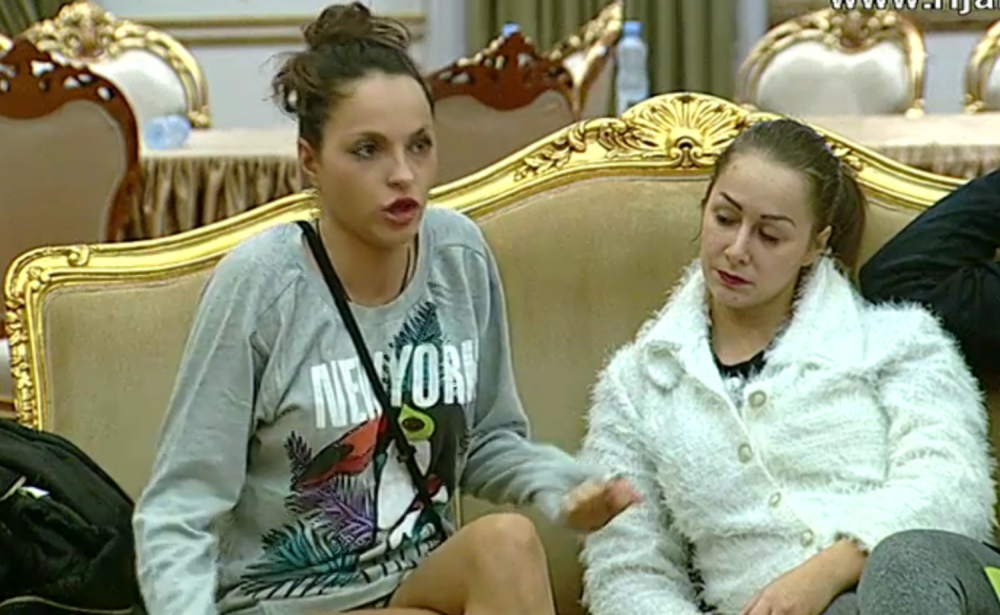 Posvađale se Maca i Ružica