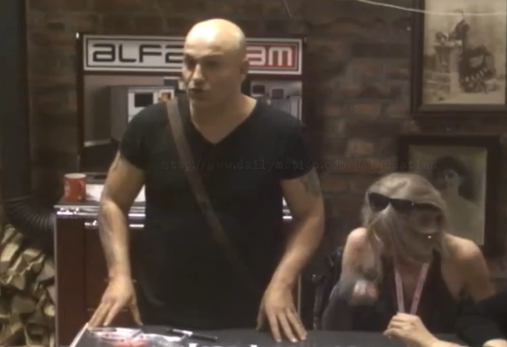 Pljuje starlete, ali se ušlihtao Staniji!