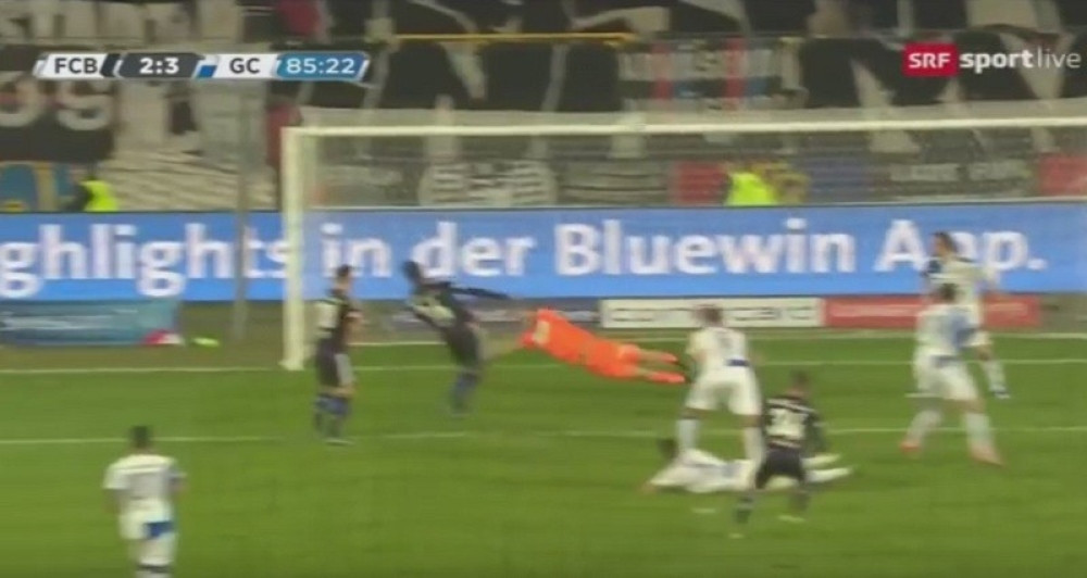 Ne znate šta je fer-plej? Embolo će vas naučiti (VIDEO)