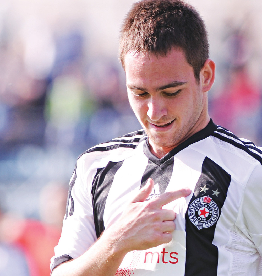 Živković pet godina u Benfiki