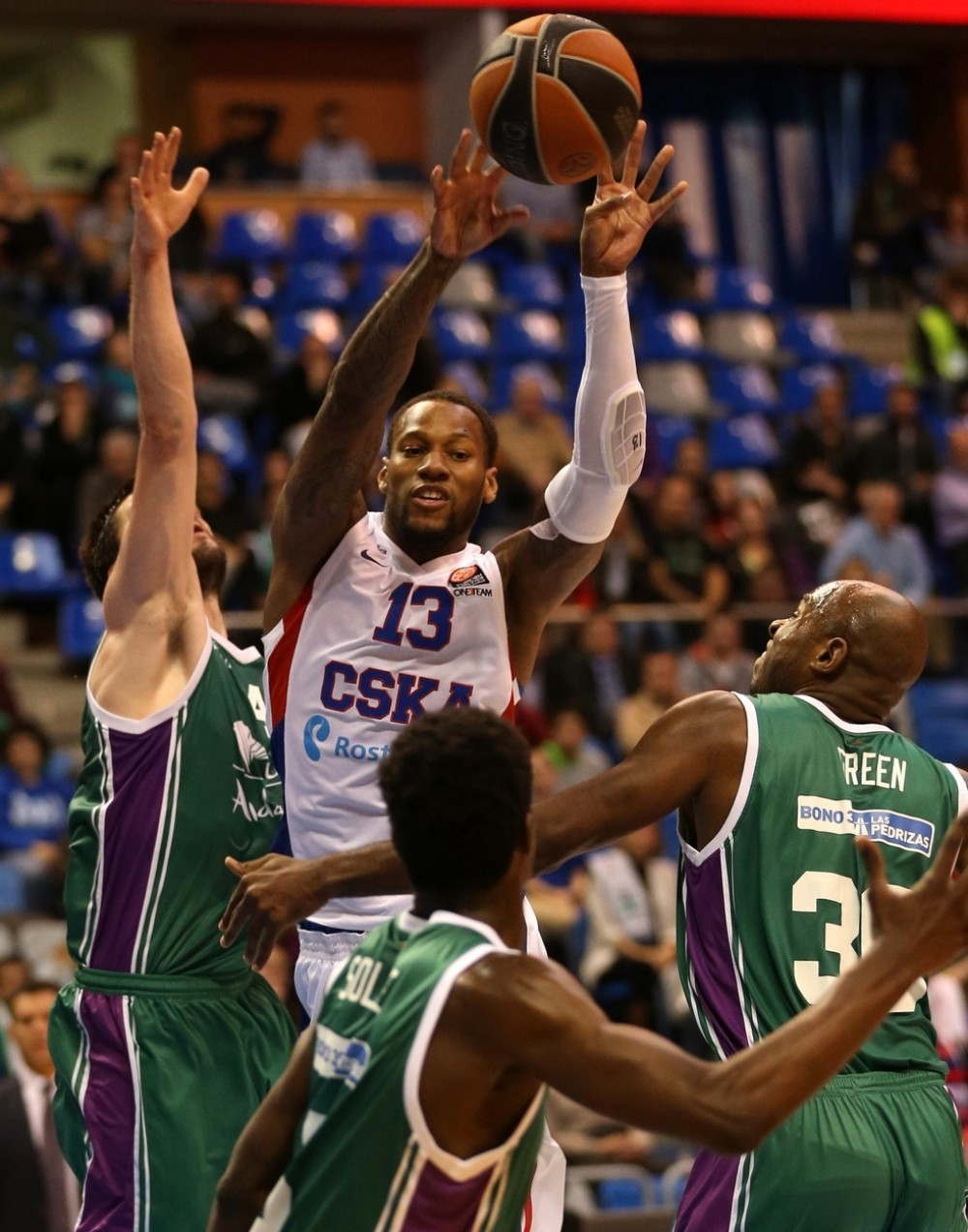 Unikaha slavila u Moskvi za "pet od pet"!