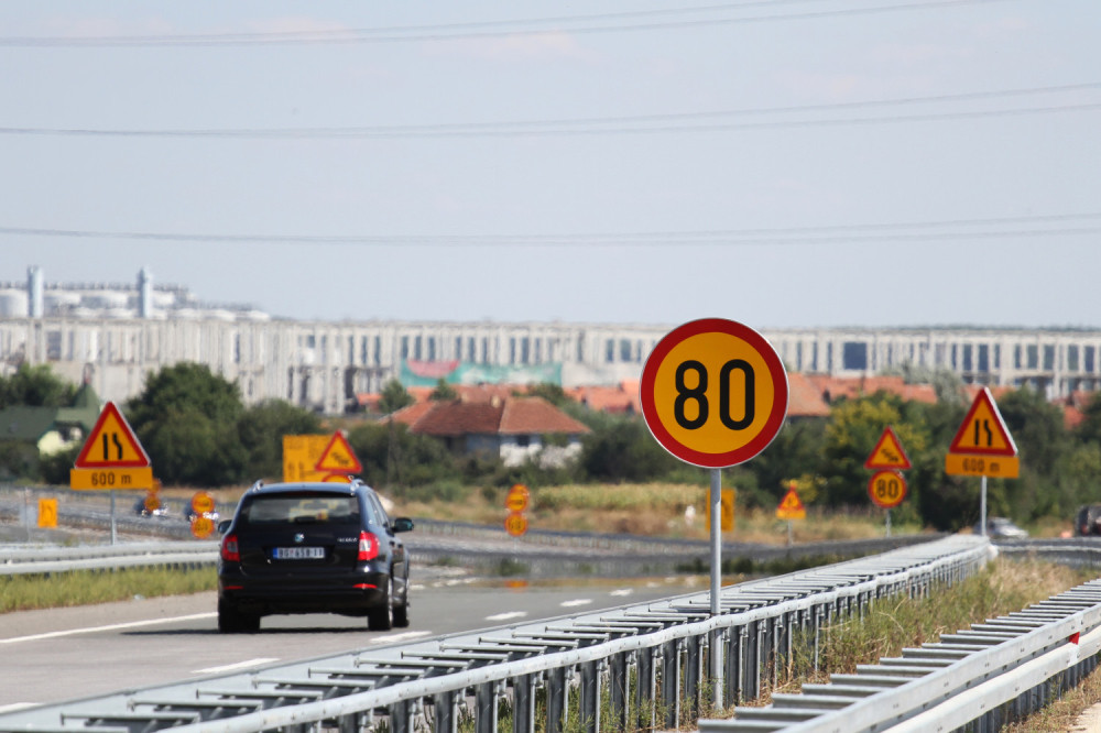 Srbi smislili kako da izbegnu plaćanje kazne za jurcanje po auto-putu