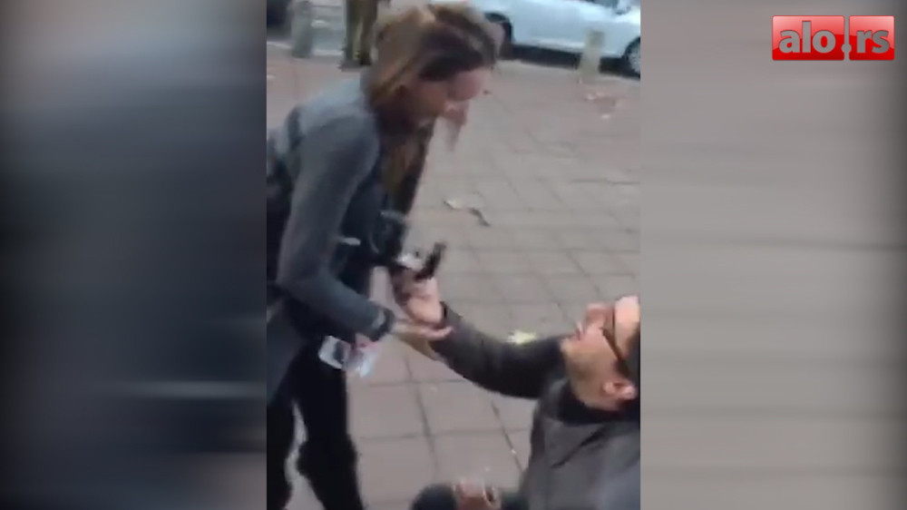 Prosidba usred Beograda! (VIDEO)