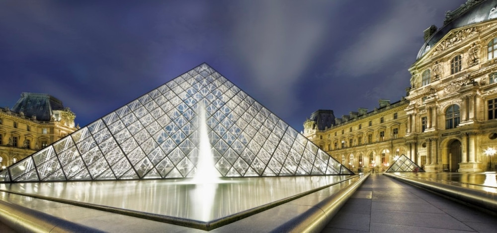 Evakuisan prostor oko Luvra